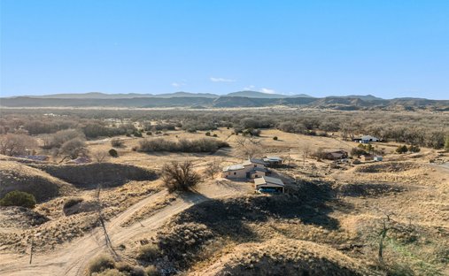 Farm Ranch in Española, New Mexico, United States 1