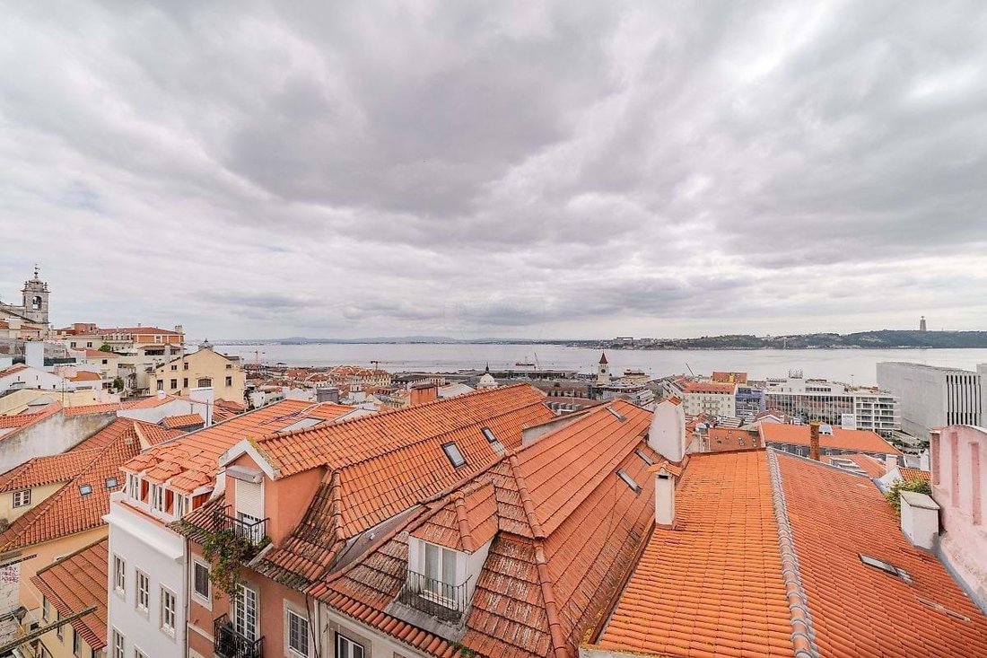 Apartment in Misericordia, Lisbon, Portugal 1 - 15482064