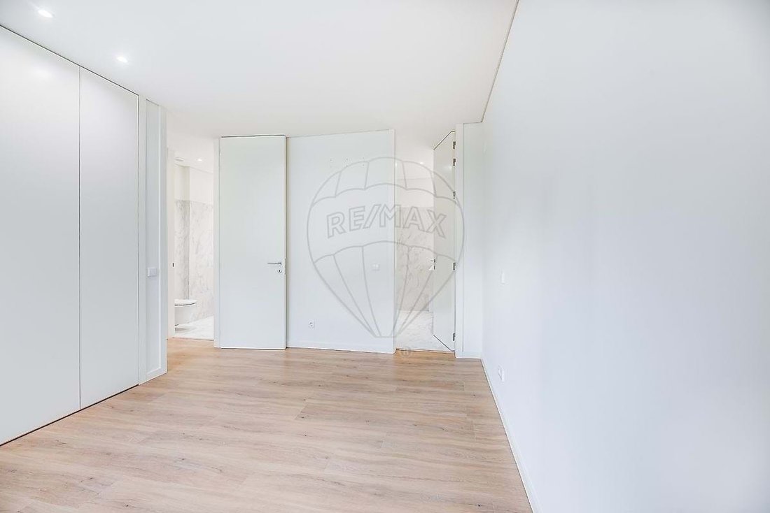 Apartment in Arroios, Lisbon, Portugal 2 - 14954786