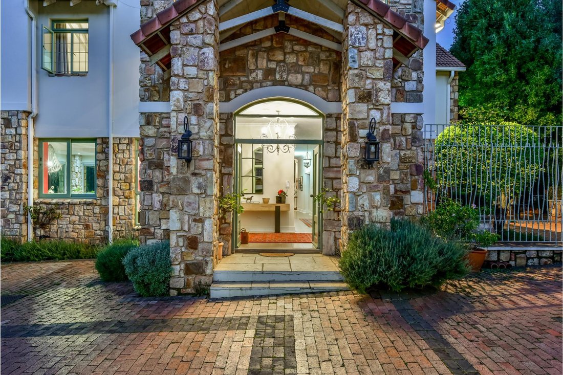 House in Johannesburg, Gauteng, South Africa 2 - 17754174
