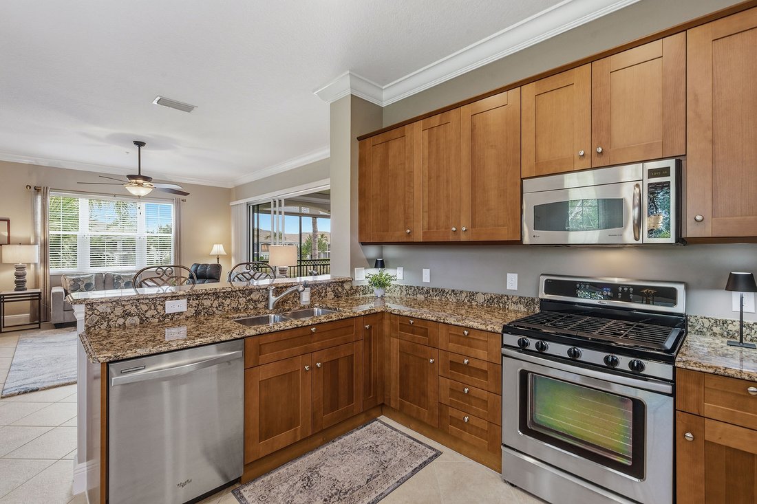 Condo in Naples, Florida, United States 3 - 17754295