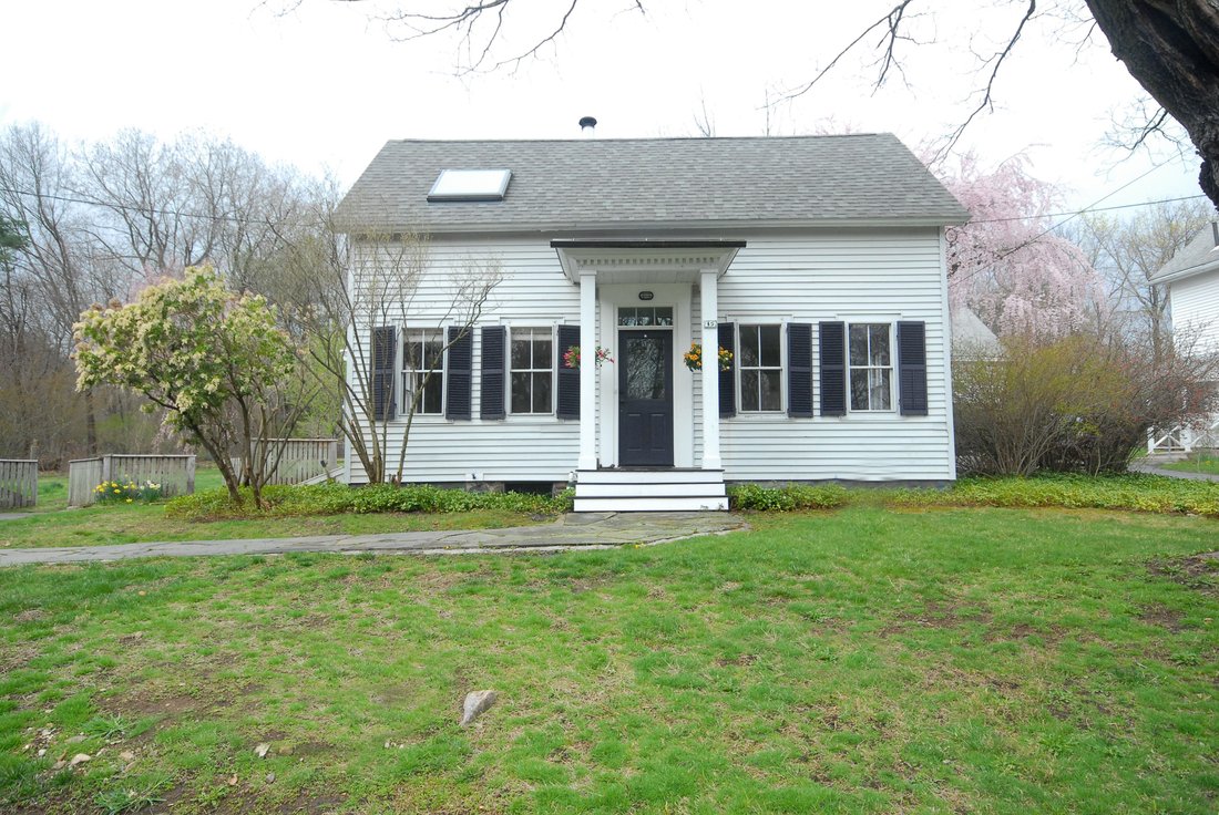 Acton, Massachusetts, United States 3 - 17754342