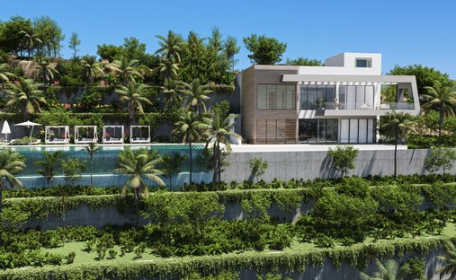 Villa in Elviria-Cabopino, Marbella, Spain 1