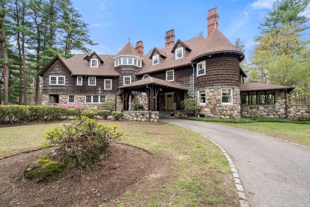 House in Milton, Massachusetts, United States 2 - 17754401