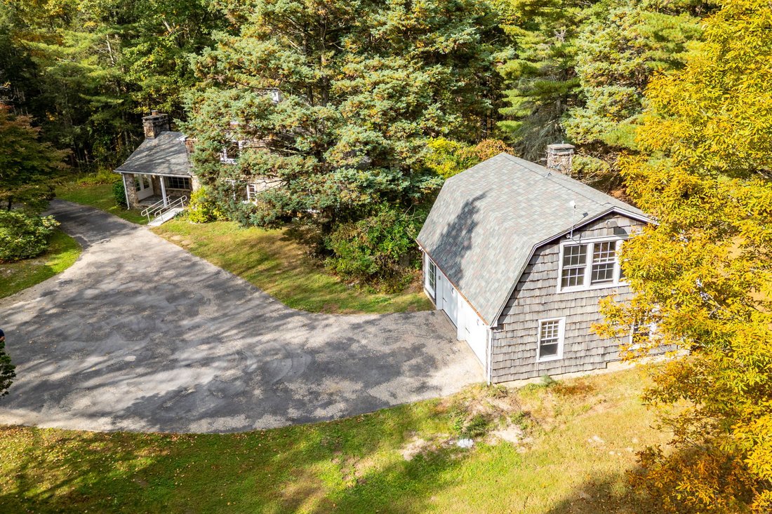 House in Harwinton, Connecticut, United States 4 - 17754463