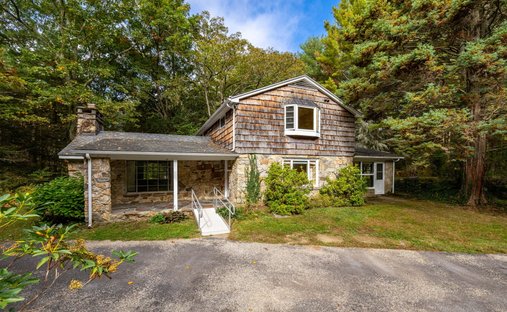 House in Harwinton, Connecticut, United States 1