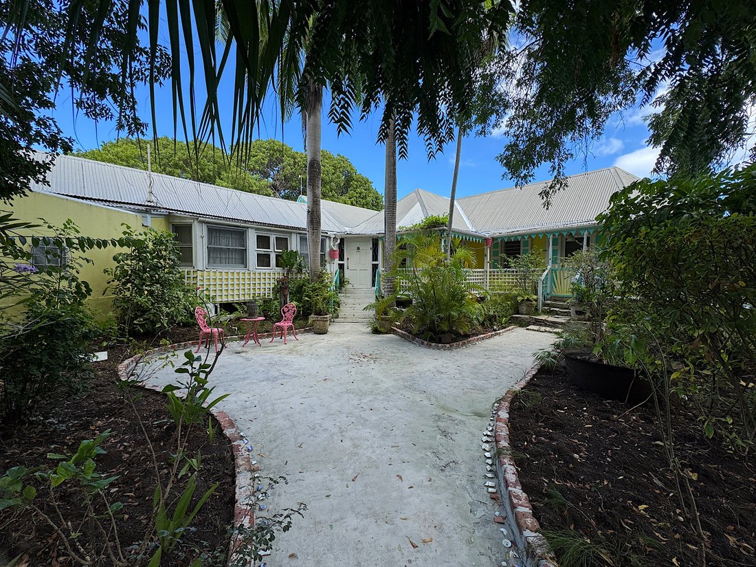 Country House in Cedar Grove, Saint John, Antigua and Barbuda 5 - 17754527
