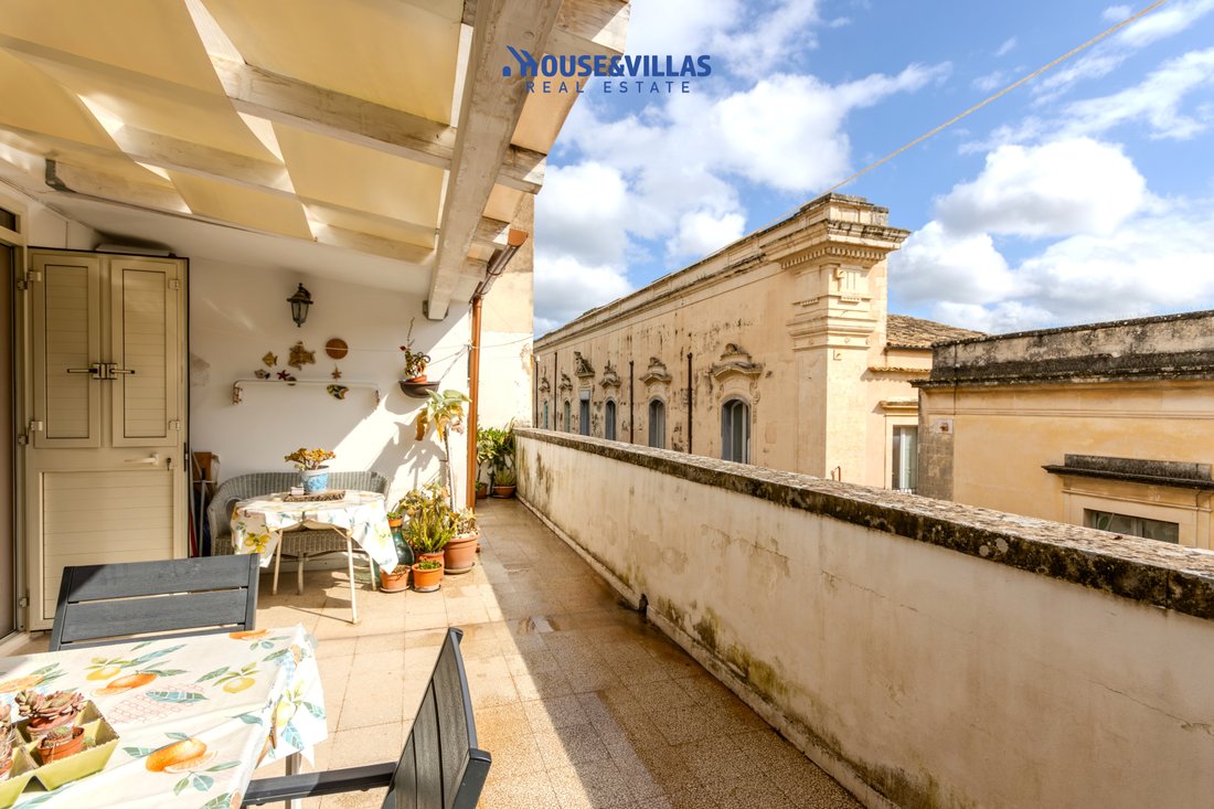 House in Center, Noto, Sicily 2 - 17754521