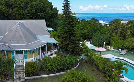 Country House in Cedar Grove, Saint John, Antigua and Barbuda 1