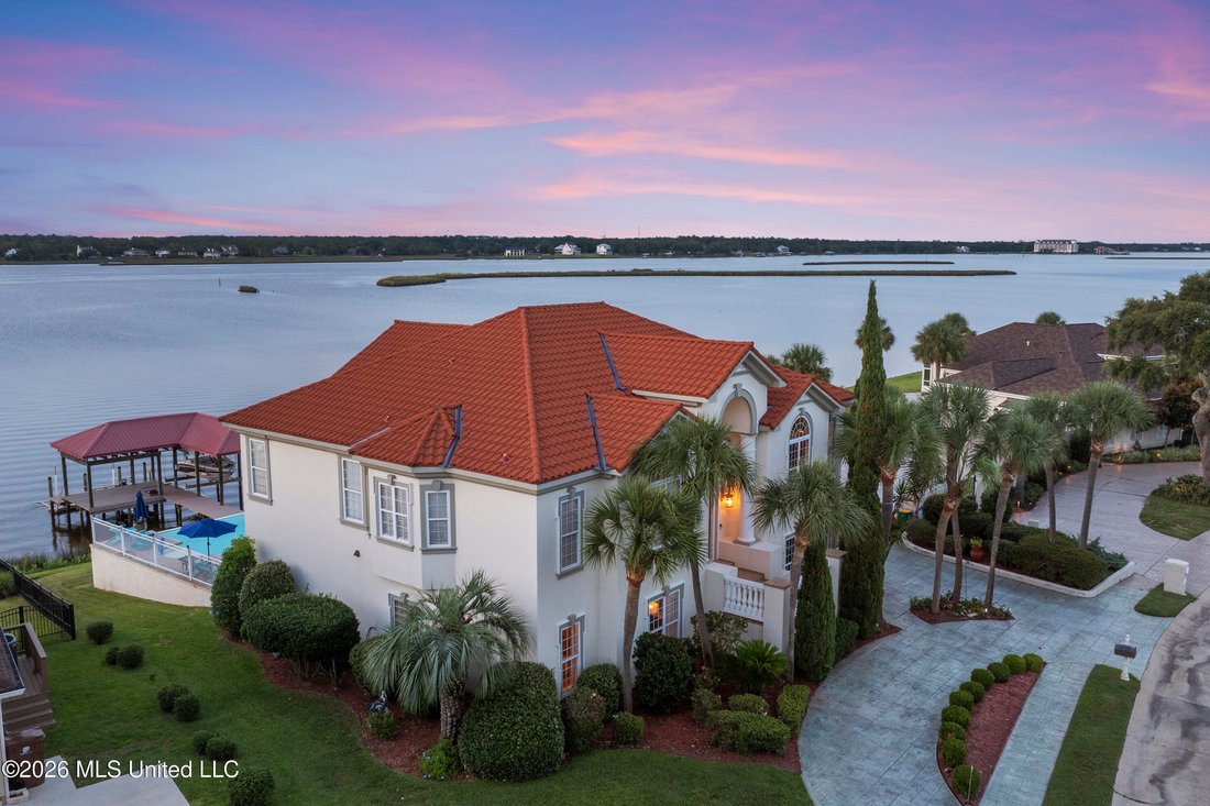 House in Biloxi, Mississippi, United States 4 - 17754540