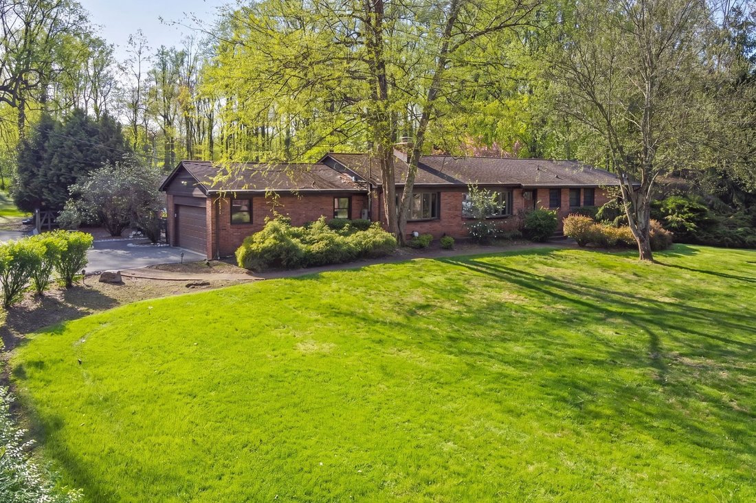 House in Warren, New Jersey, United States 1 - 17743315