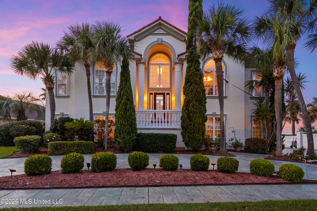 House in Biloxi, Mississippi, United States 2 - 17754540