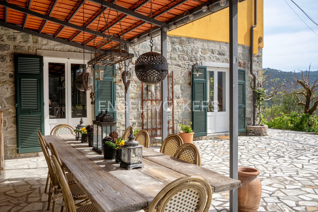 House in Carro, Liguria, Italy 2 - 17762570