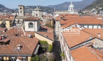 Penthouse in Historic Center, Como, Lombardy 2