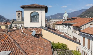 Penthouse in Historic Center, Como, Lombardy 1