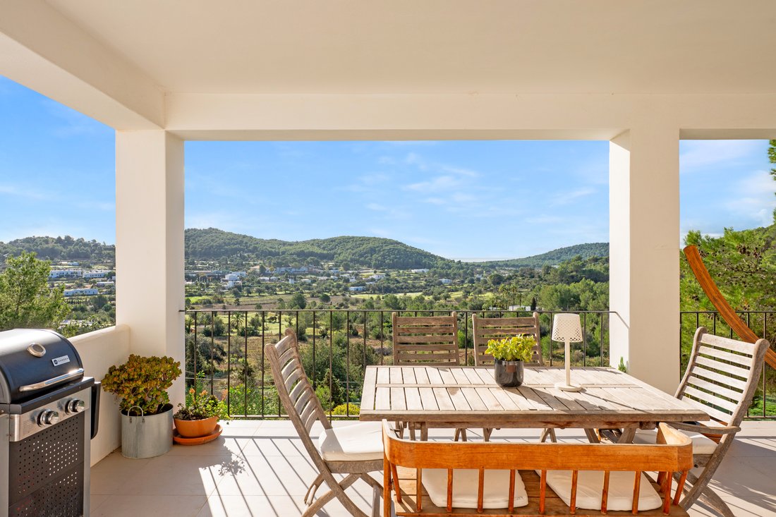 Villa in Sant Carles de Peralta, Santa Eularia des Riu, Balearic Islands 1 - 17761633
