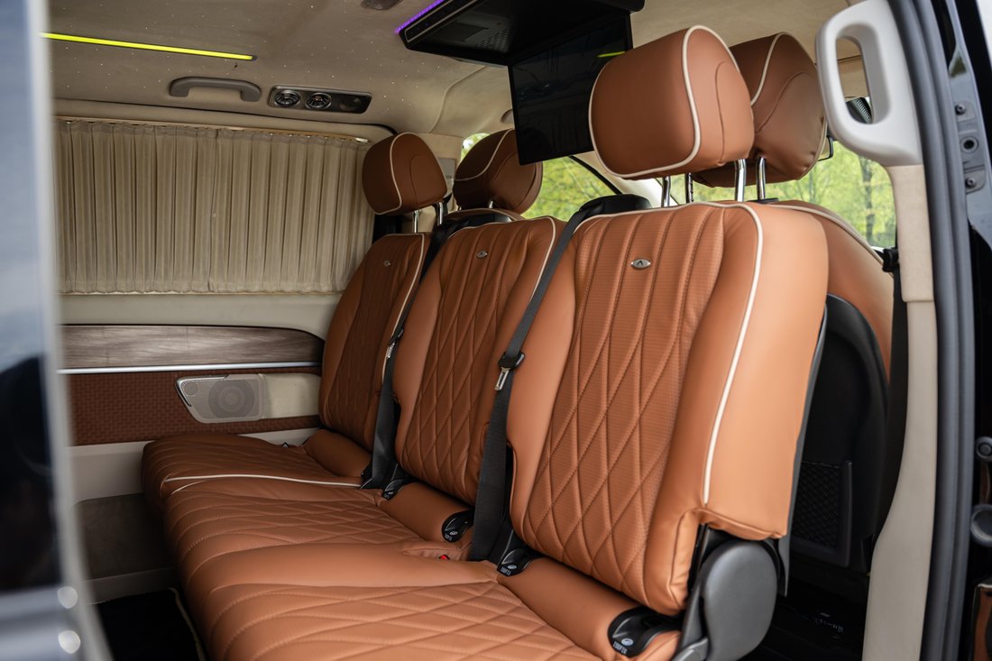 Limousine in Mount Laurel Township, New Jersey, United States 5 - 17302305