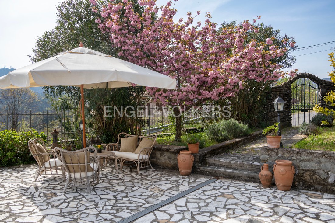 Villa in Carro, Liguria, Italy 3 - 17762253