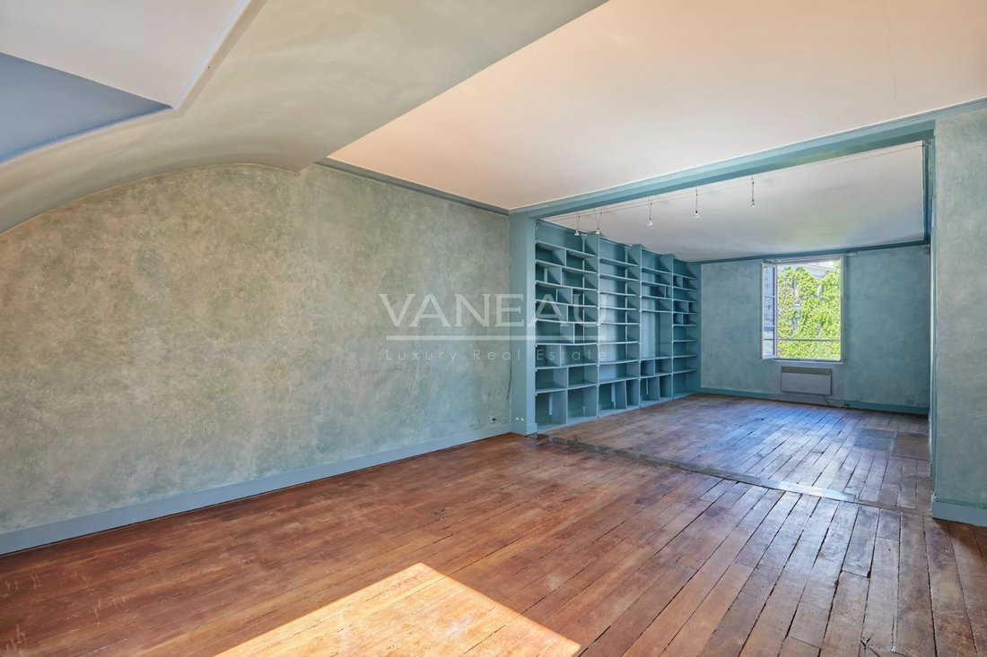 Apartment in Saint Thomas d'Aquin, Paris 7e Arrondissement, Paris 4 - 17757172