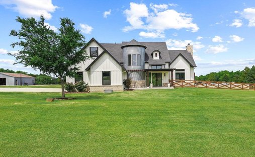 House in Whitesboro, Texas, United States 1