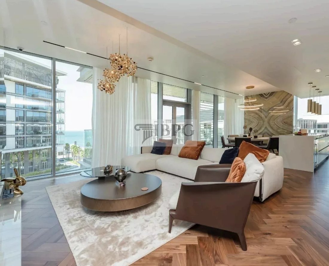 Apartment in Dubai, United Arab Emirates 2 - 17756897