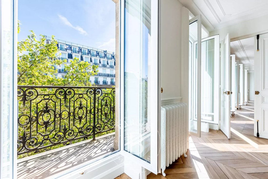 Apartment in Elysées-Madeleine, Paris 8e Arrondissement, Paris 3 - 17757177
