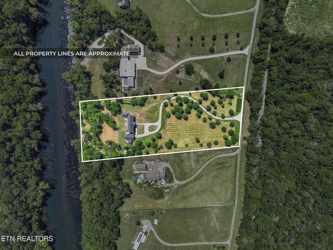 House in Lancaster, Tennessee, United States 4 - 17755788