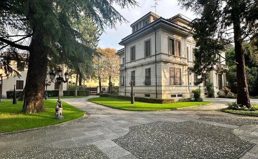 Villa a Centro Storico, Monza, Lombardia 1