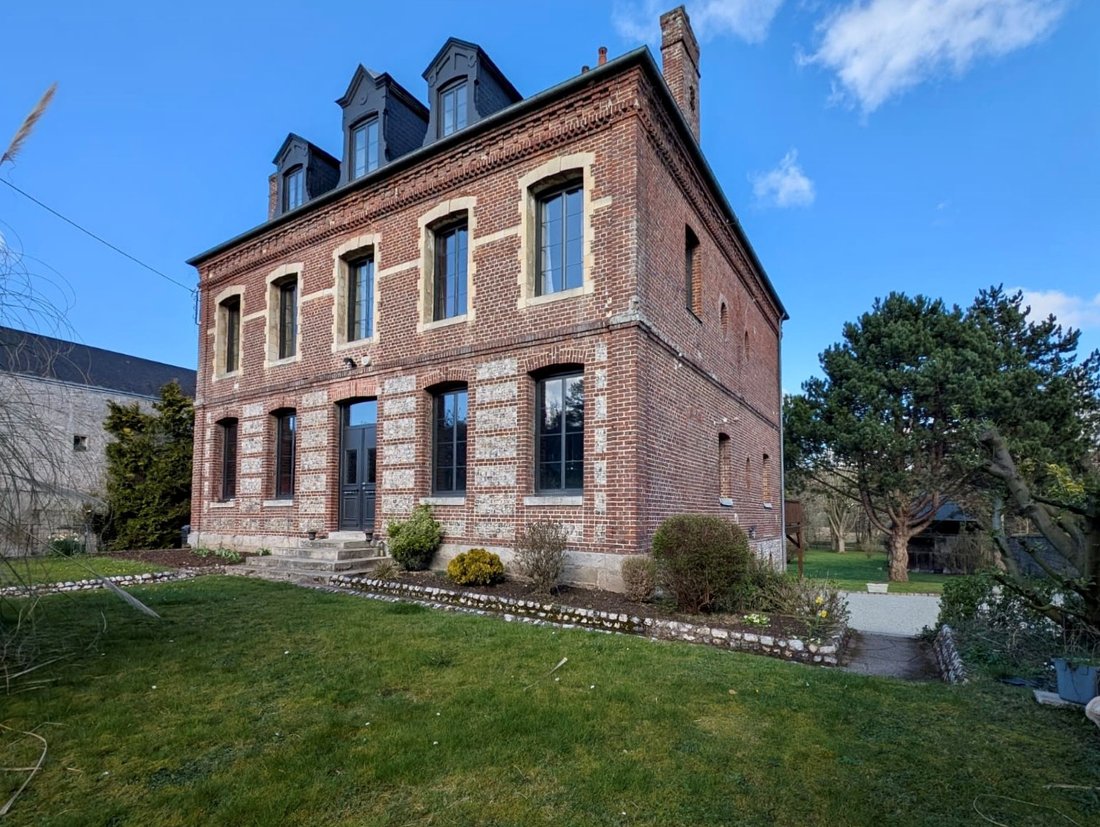 House in Par d'Activités du Talou, Dieppe, France 1 - 17756144