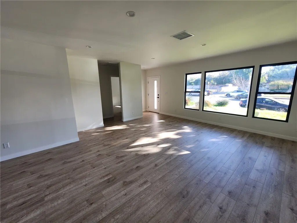 Condo in Los Angeles, California, United States 3 - 17759047