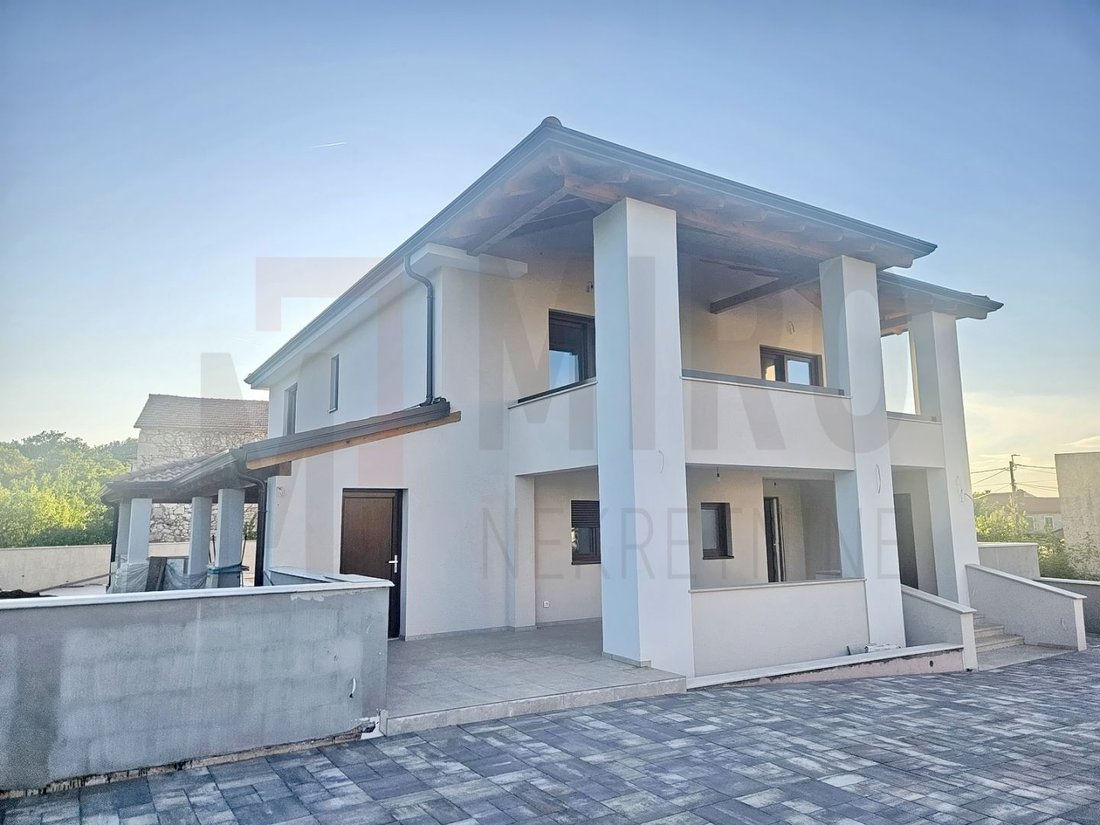 House in Dobrinj, Primorje-Gorski Kotar County, Croatia 1 - 17760166