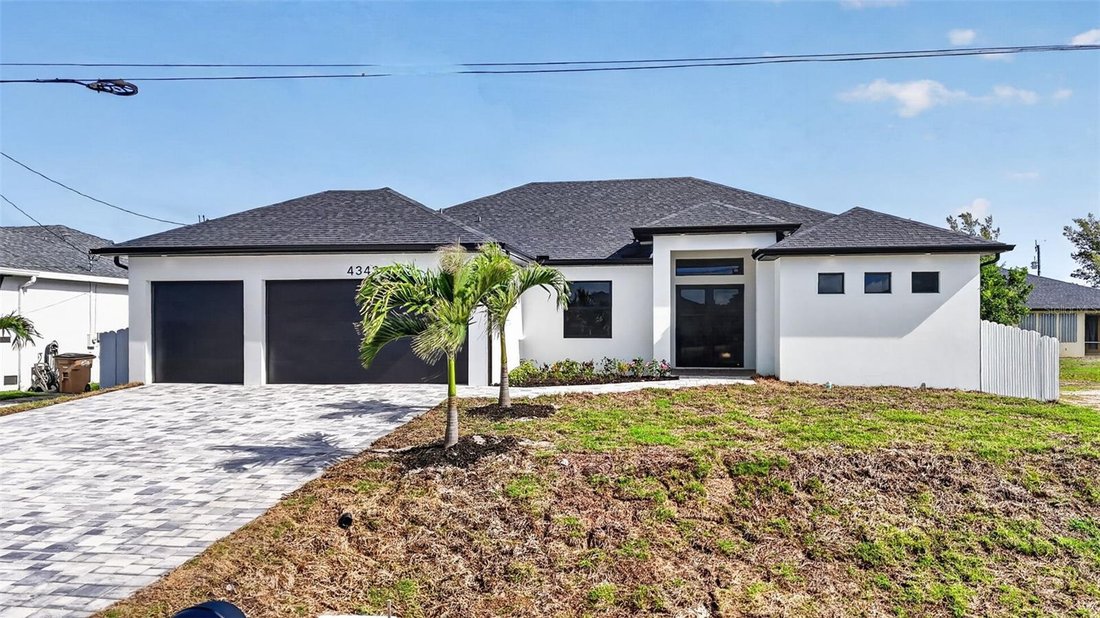 House in Cape Coral, Florida, United States 1 - 17761997
