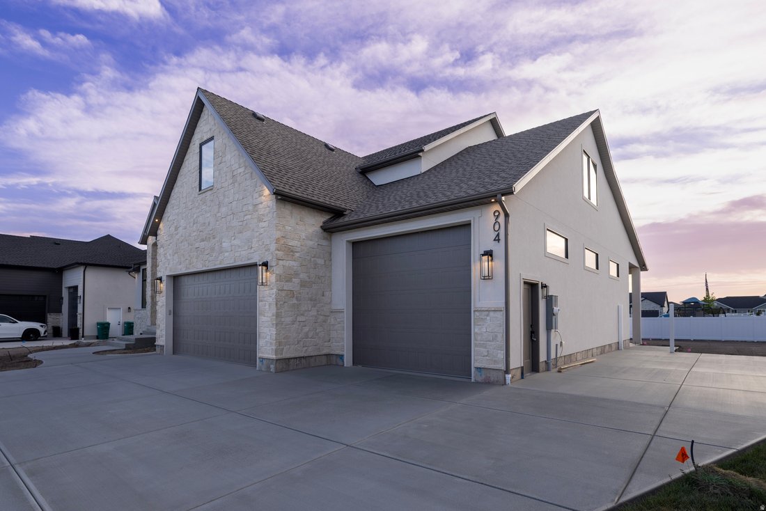House in Layton, Utah, United States 2 - 17762025