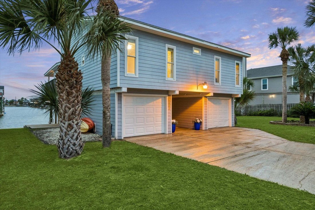 House in Galveston, Texas, United States 4 - 17756950