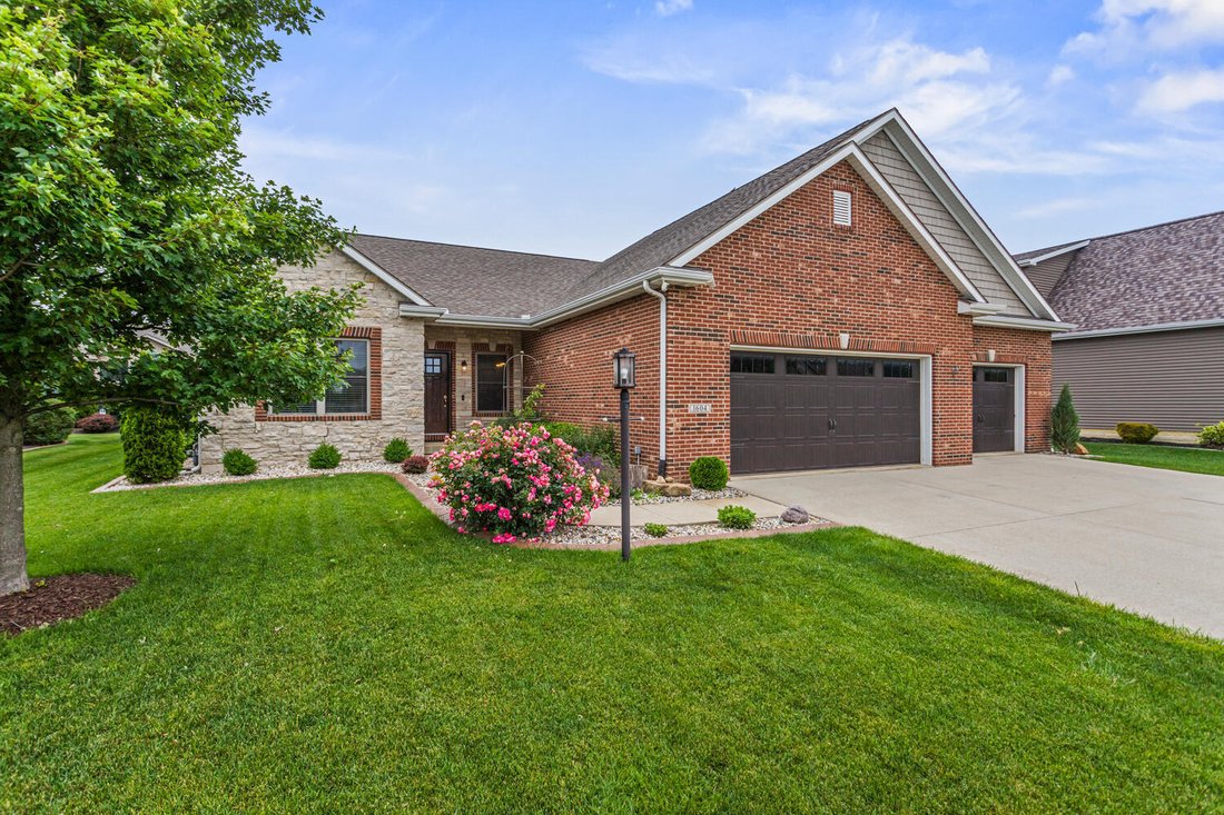 House in Mahomet, Illinois, United States 4 - 17759386
