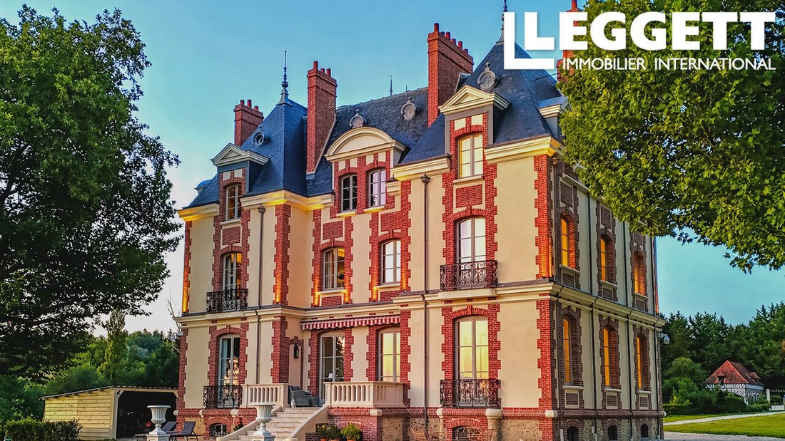 Castle in Pont-l'Évêque, Normandy, France 1 - 16028453
