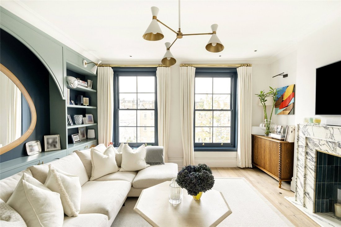 Apartment in Ladbroke Grove, Kensington And Chelsea, England 3 - 17755179