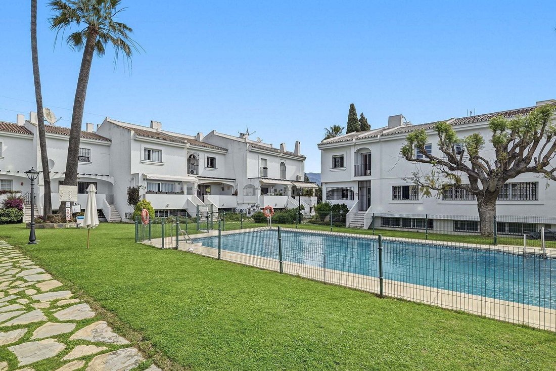 Townhouse in Nueva Andalucia, Marbella, Spain 2 - 17758252
