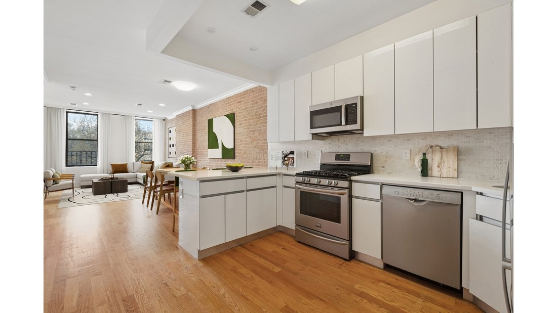 Condo in New York, New York, United States 1 - 17704647
