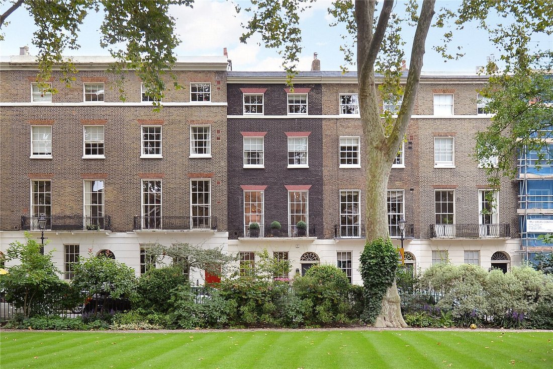 House in Hyde Park, Westminster, England 1 - 17754923