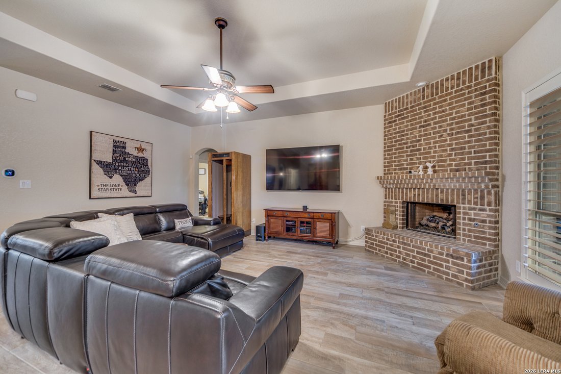 House in San Antonio, Texas, United States 5 - 17757429