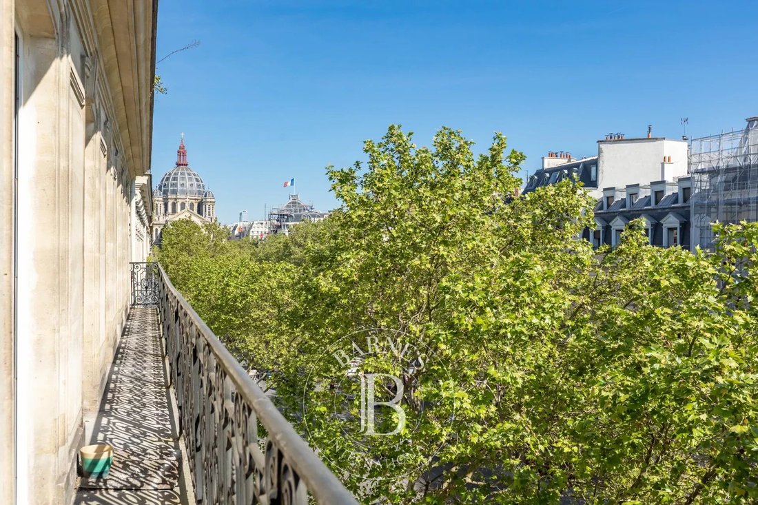 Apartment in Elysées-Madeleine, Paris 8e Arrondissement, Paris 5 - 17757177