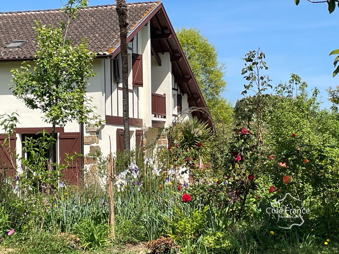 Villa in Salies-de-Bearn, Nouvelle-Aquitaine, France 1 - 17524247