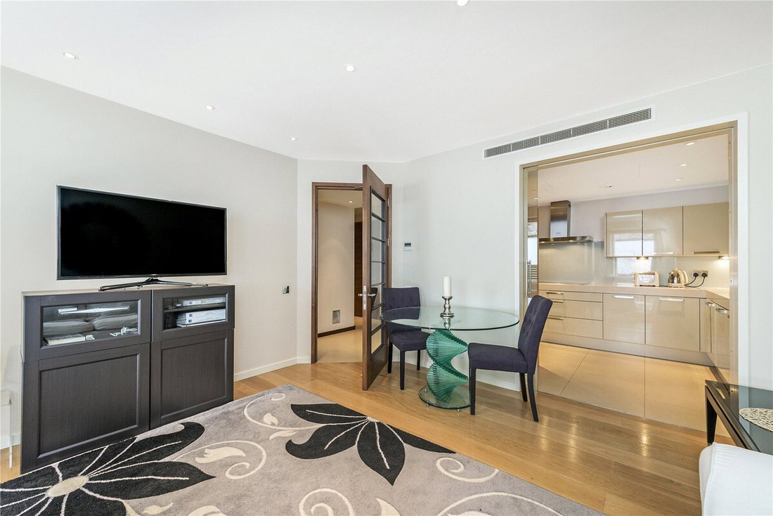 Apartment in Brompton, Kensington And Chelsea, England 3 - 17755220