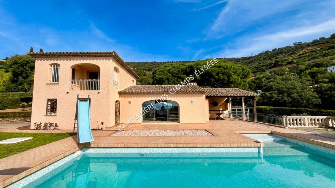 Villa in Grimaud, Provence-Alpes-Côte d'Azur, France 5 - 17755954