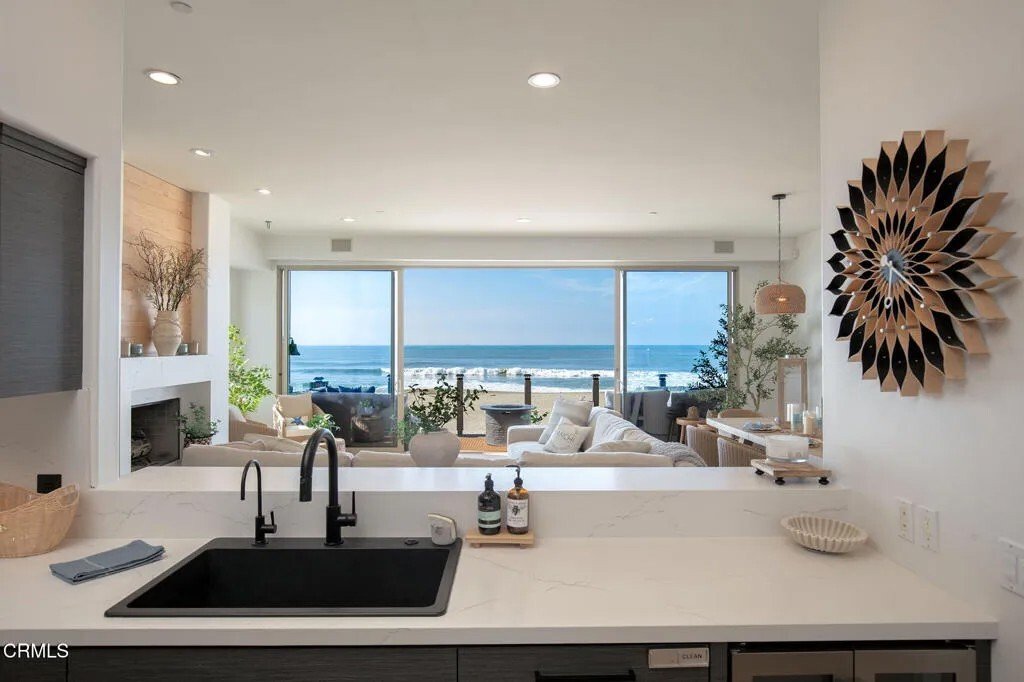 House in Oxnard, California, United States 4 - 17755110