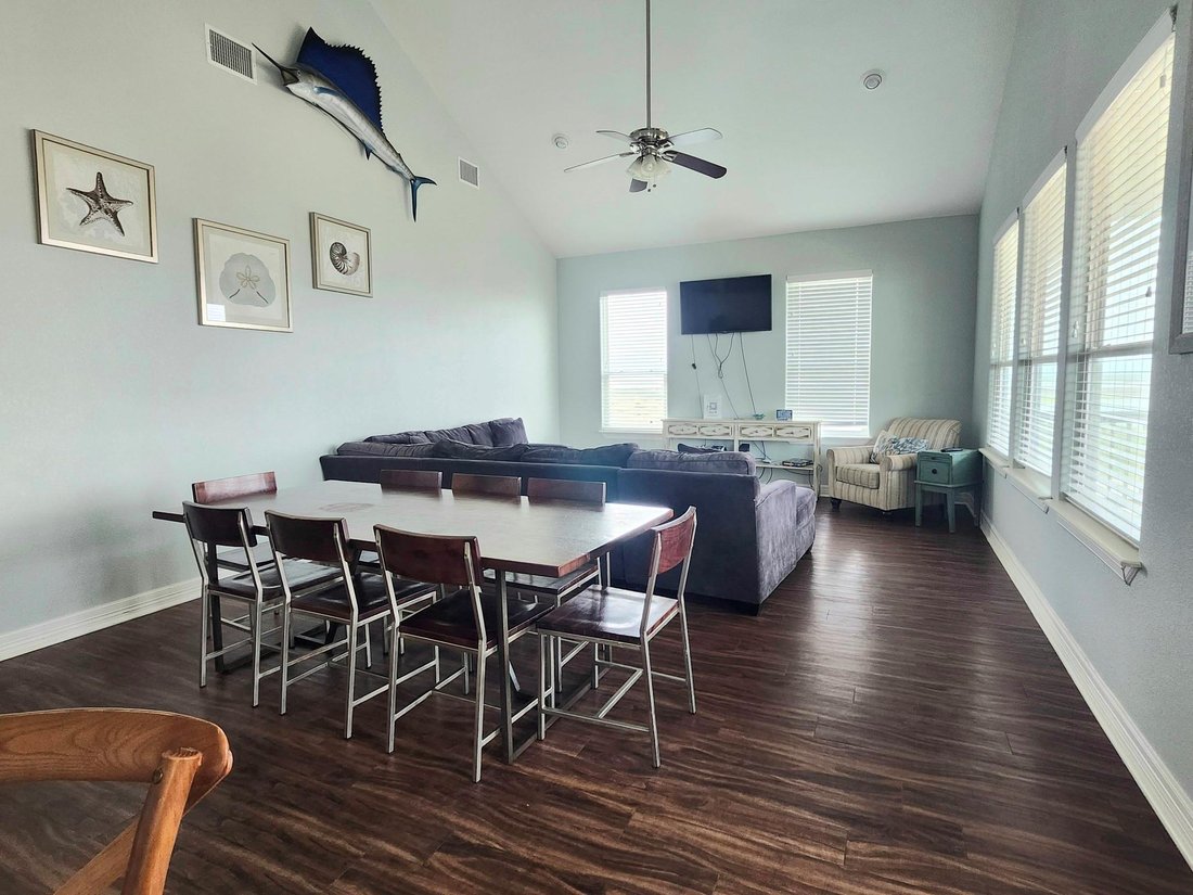 House in Freeport, Texas, United States 4 - 17755365