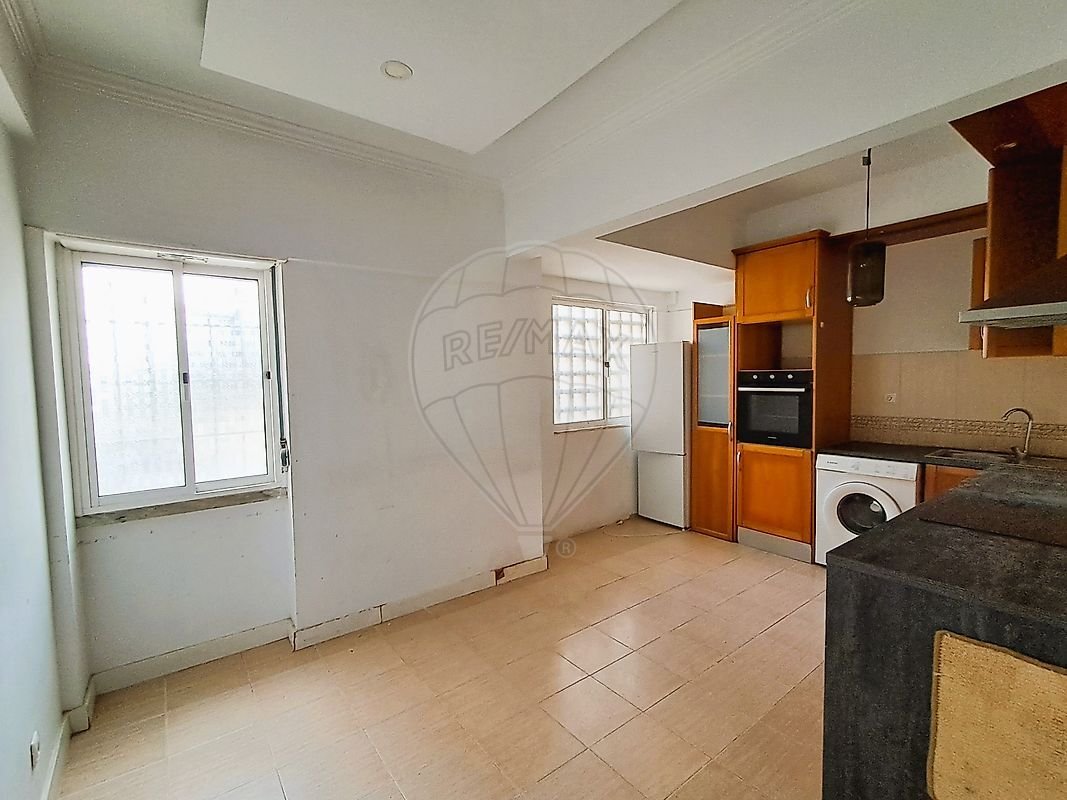 Appartamento a Campolide, Lisbona, Portogallo 2 - 17756316
