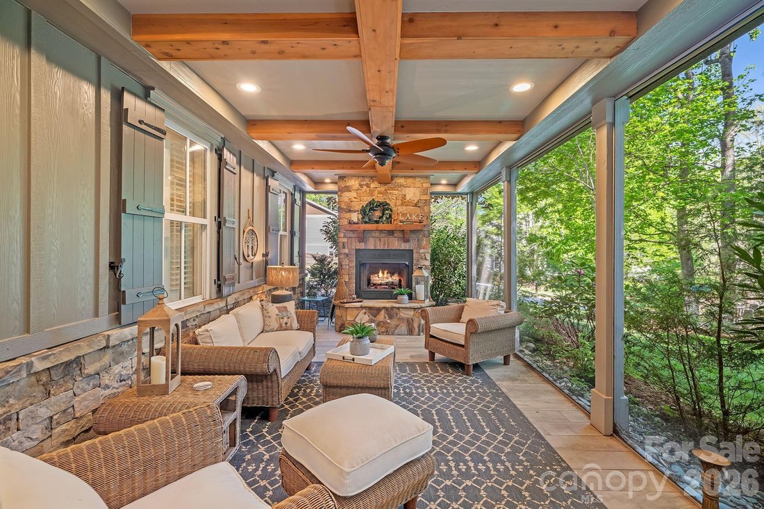 House in Candler, North Carolina, United States 5 - 17760464