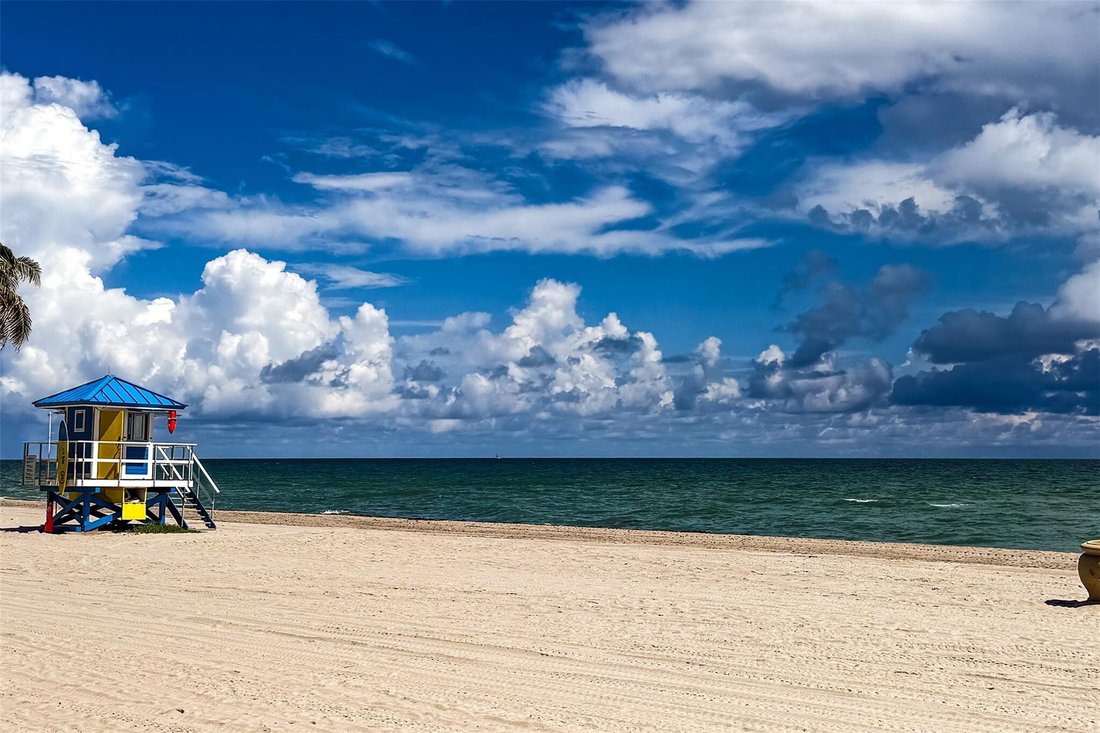 Condo in Hollywood, Florida, United States 5 - 17756476
